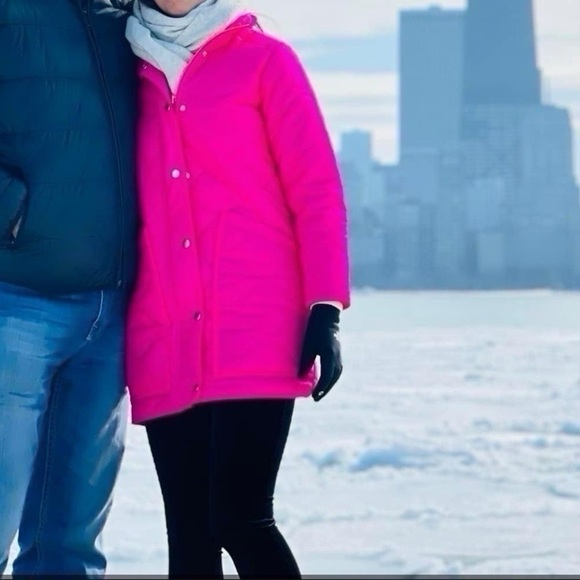 J.Crew Quilted Cocoon Primaloft Puffer Jacket Neon Fuchsia - Picture 2 of 9